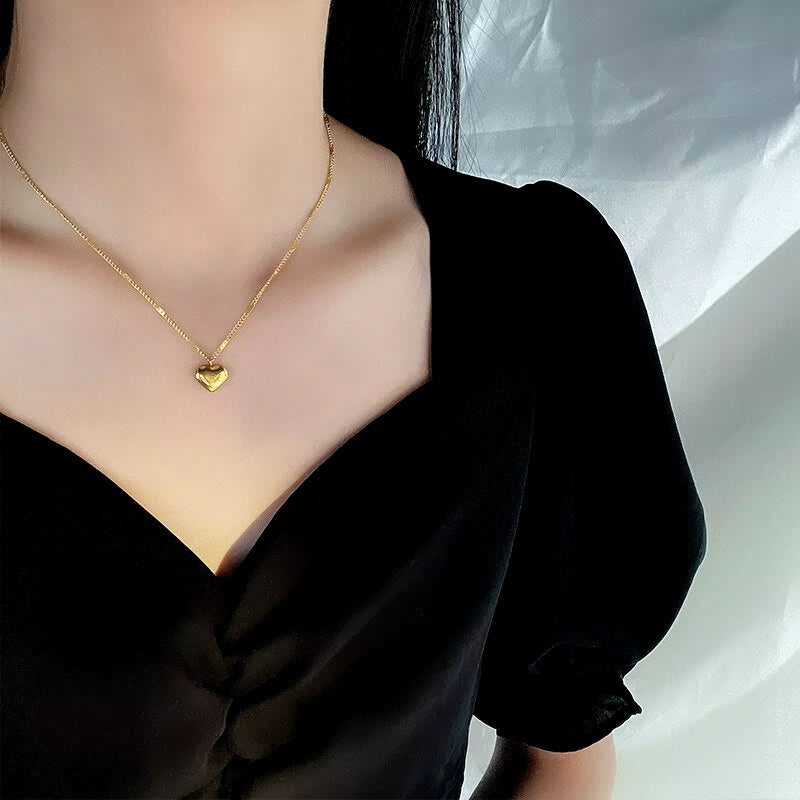 1Pcs Gold-Color Necklace Ms Simple Fashion Peach Heart Engraved Love Collarbone Chain Holiday Gifts