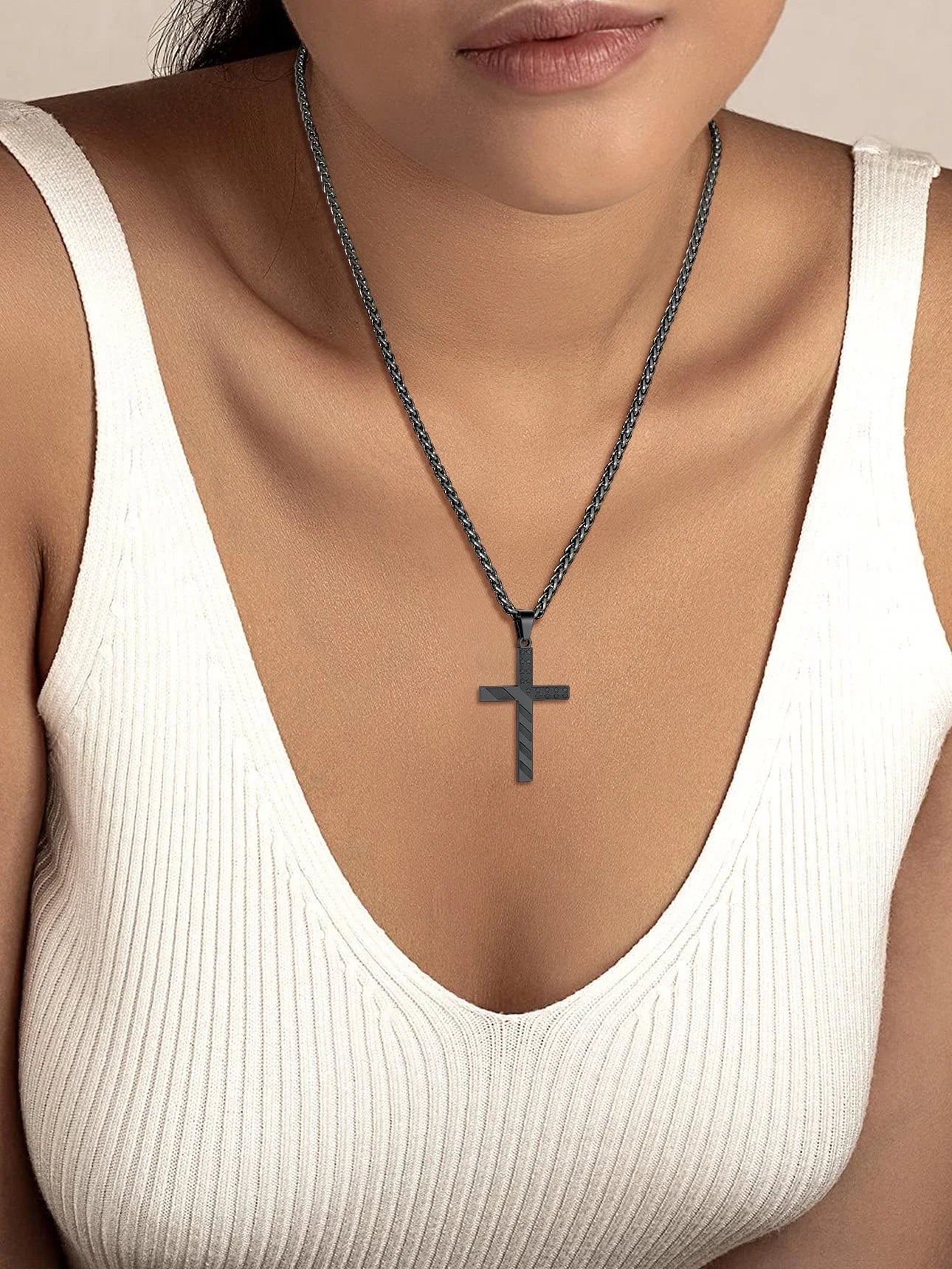 Black American Flag Patriotic Cross Necklace for Women Men Stainless Steel Cross Pendant Necklace Fashion Religious Jewelry Gift