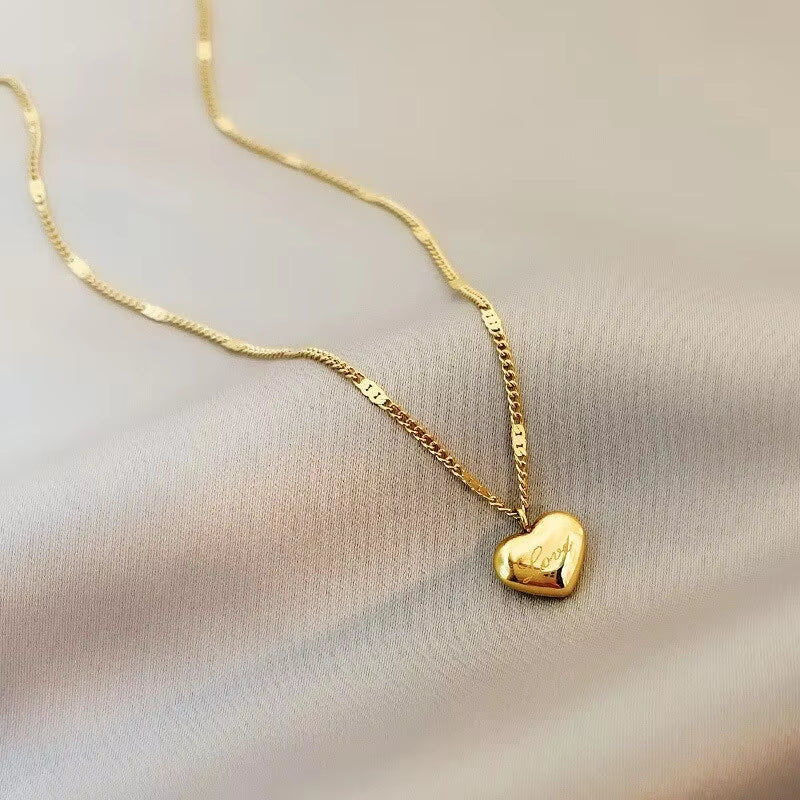 1Pcs Gold-Color Necklace Ms Simple Fashion Peach Heart Engraved Love Collarbone Chain Holiday Gifts