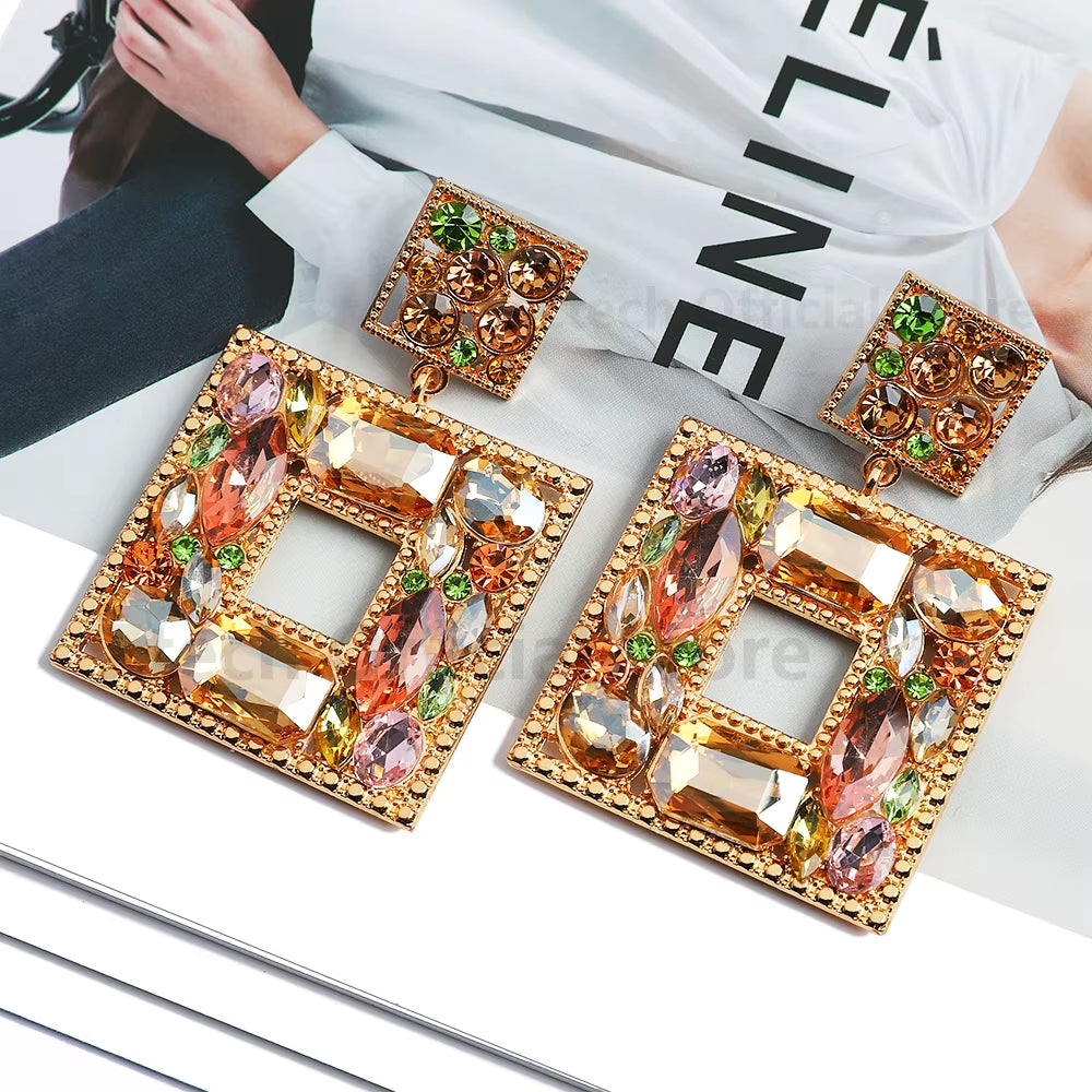 New Fashion Exquisite Square Shiny Crystal Decor Dangle Drop Earrings for Women Luxury Elegant Popular Jewelry Ear Accessories